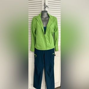 IZOD windbreaker rain repellent adjustable jacket to vest